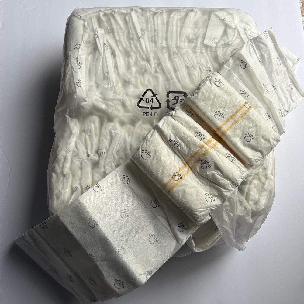 NEW Disposable Dog Diapers